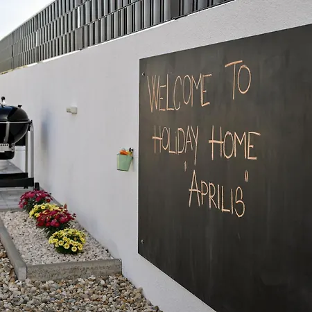 Aprilis With Pool, Jacuzzi And Sauna * Galovac (Zadar)