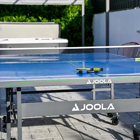 Aprilis With Pool, Jacuzzi And Sauna Villa *