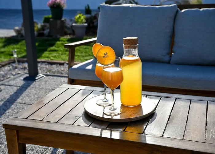 Вилла Aprilis With Pool, Jacuzzi And Sauna Galovac (Zadar)