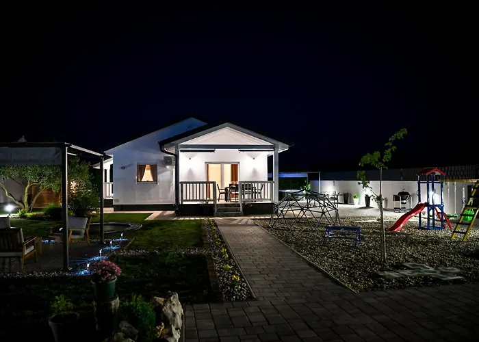 Aprilis With Pool, Jacuzzi And Sauna Galovac (Zadar)